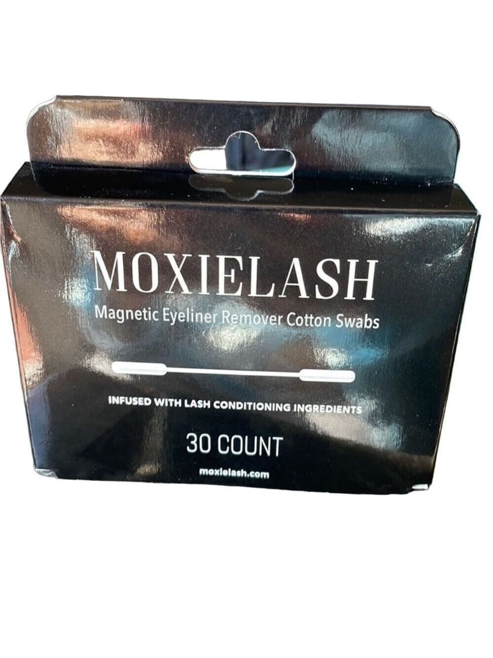 “Happy Kit” by MoxieLash with 30 count Magnetic eyeliner removal swabs - Picture 8 of 8
